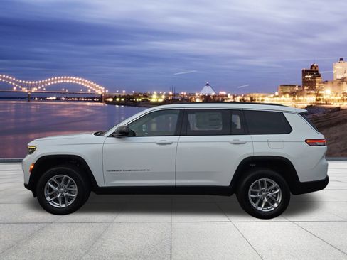 New 2025 Jeep Grand Cherokee L Laredo w/ Luxury Tech Group I image 2