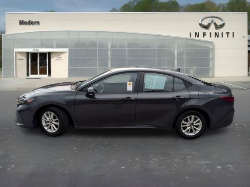 Used 2026 Toyota Camry LE FWD image 6