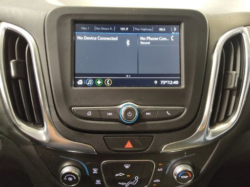 Used 2019 Chevrolet Equinox LT image 25