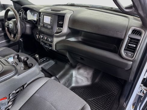 Used 2022 RAM 2500 Tradesman w/ Chrome Appearance Group image 30