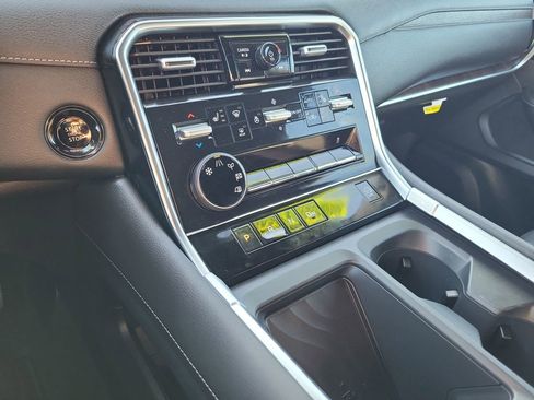 New 2026 Nissan Armada SL w/ Captain's Chari Seat Package image 12