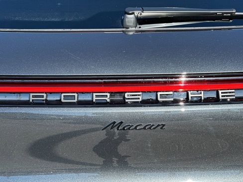 New 2026 Porsche Macan AWD/4WD image 39