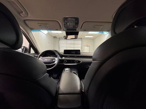 Used 2025 Genesis GV70 2.5T image 18