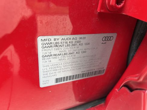 Used 2020 Audi Q3 2.0T Premium w/ Convenience Package AWD/4WD image 37