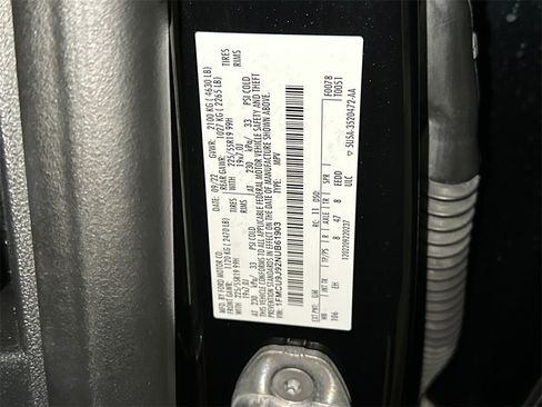 Used 2022 Ford Escape Titanium w/ Class II Trailer Tow Package image 34