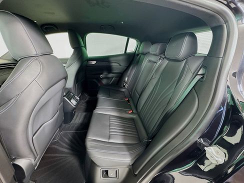 New 2025 Maserati Grecale GT image 24