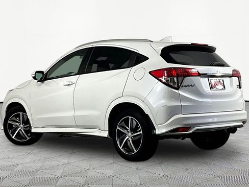 Used 2019 Honda HR-V Touring image 4
