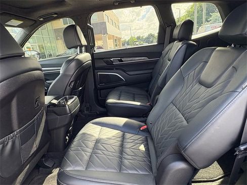 Used 2024 Kia Telluride SX Prestige X-Line image 8