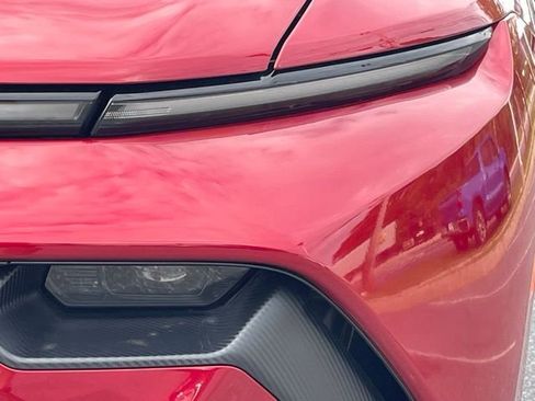 New 2025 Chevrolet Equinox EV LT image 9