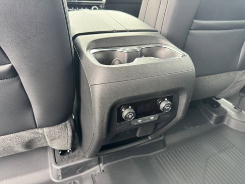 New 2026 Chevrolet Traverse LT w/ Driver Confidence Package image 20