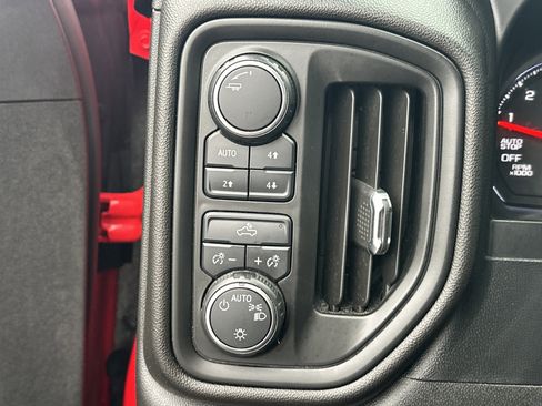 Used 2021 Chevrolet Silverado 1500 Custom Trail Boss image 24