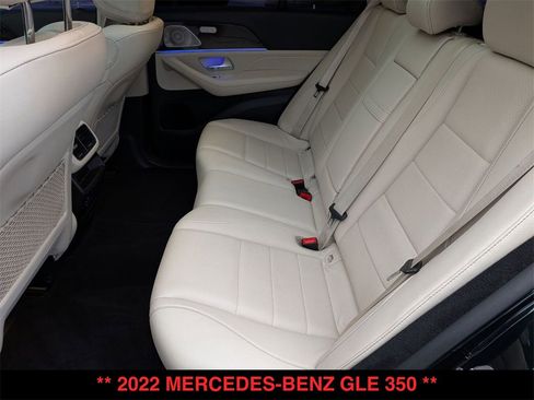 Used 2022 Mercedes-Benz GLE 350 4MATIC image 4