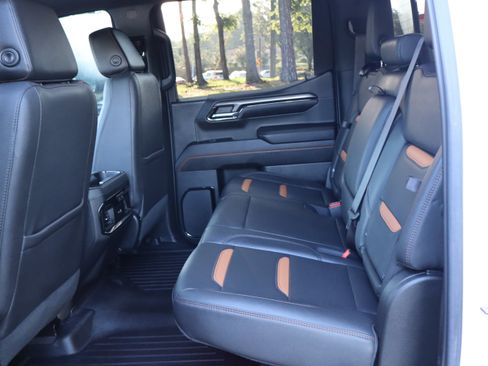 Used 2023 GMC Sierra 1500 AT4 w/ AT4 Premium Package AWD/4WD image 41