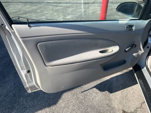 Used 2008 Chevrolet Cobalt LS w/ Protection Package image 8