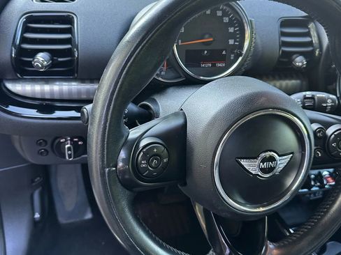 Used 2016 MINI Cooper Clubman image 37