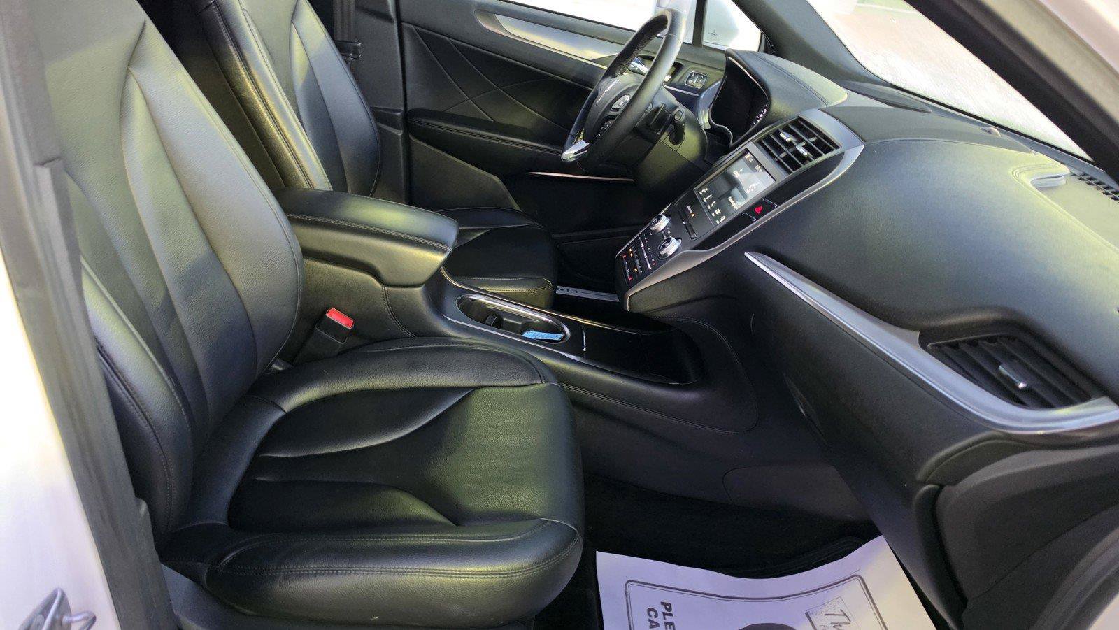 Used 2016 Lincoln MKC Premiere FWD image 28