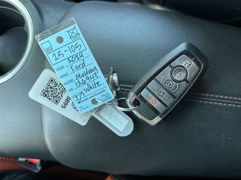 Used 2024 Ford Mustang Premium image 23