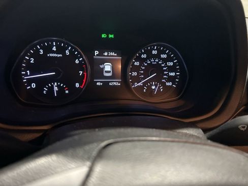 Used 2018 Hyundai Elantra GT image 8