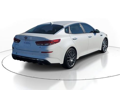 Used 2019 Kia Optima S FWD image 4