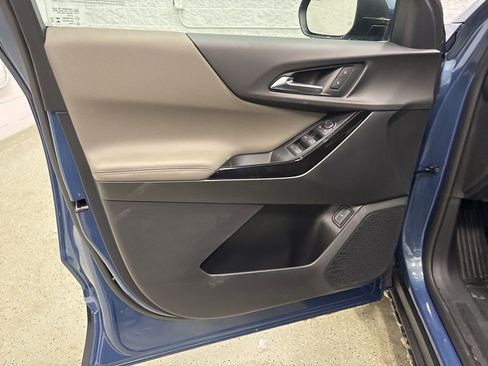 New 2026 Chevrolet Equinox LT w/ Convenience Package II image 13