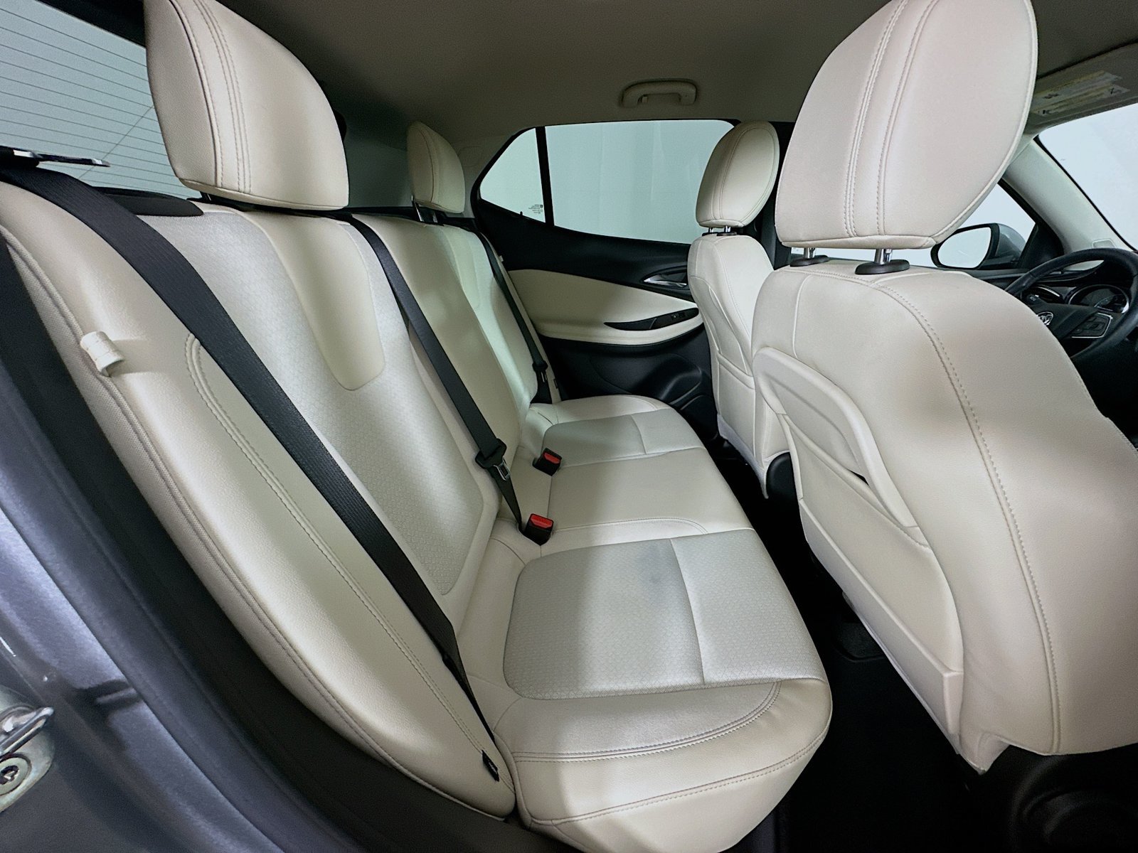 Used 2023 Buick Encore GX Preferred w/ Cold Weather Comfort Package FWD image 36