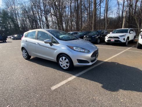 Used 2016 Ford Fiesta S image 8