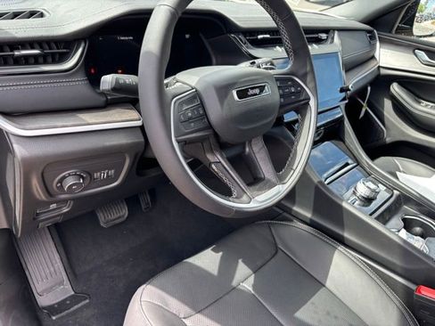 New 2026 Jeep Grand Cherokee L Limited AWD/4WD image 12