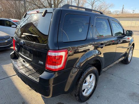 Used 2011 Ford Escape XLT image 7