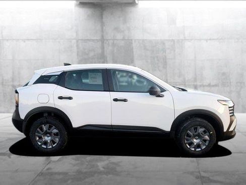 New 2026 Nissan Kicks S FWD image 5