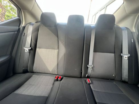 Used 2025 Nissan Sentra SV image 38