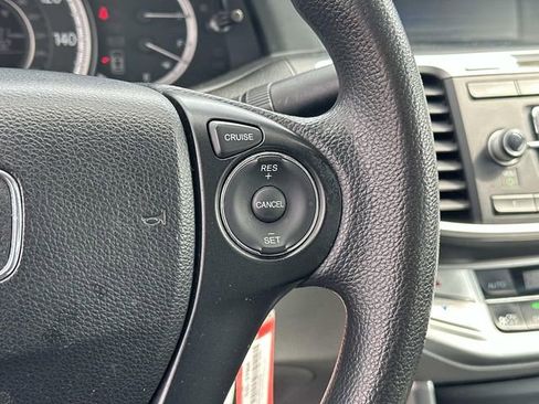 Used 2013 Honda Accord LX image 28