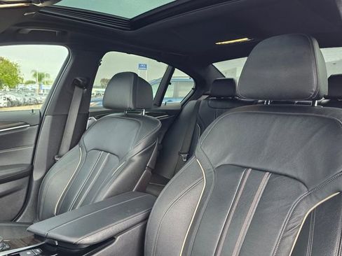 Used 2020 BMW 540i w/ Executive Package image 16