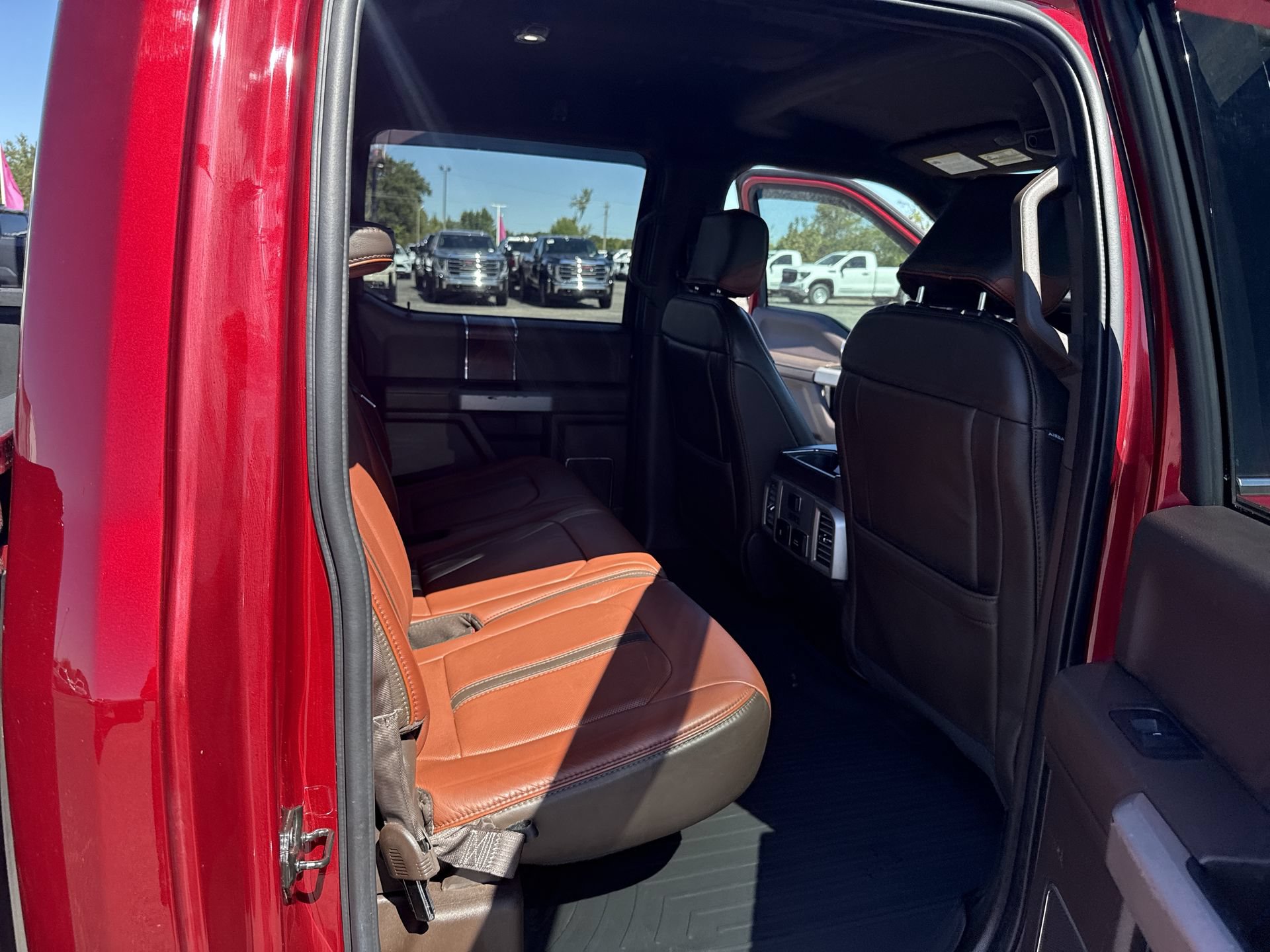 Used 2019 Ford F150 King Ranch w/ Equipment Group 601A Luxury AWD/4WD image 34