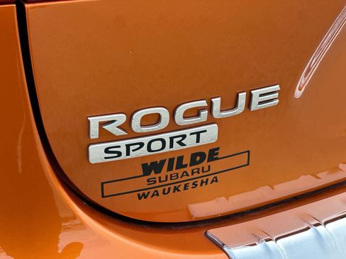 Used 2020 Nissan Rogue Sport SV w/ All-Weather Package image 17