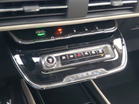 New 2026 Lincoln Corsair Premiere image 22