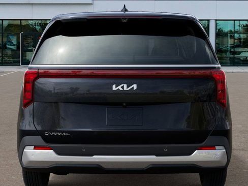 New 2026 Kia Carnival image 13