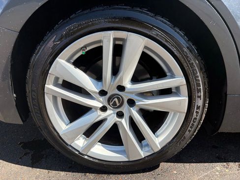 Used 2021 Lexus IS 300 w/ Comfort Package RWD image 5