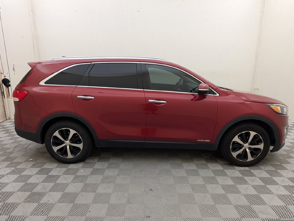 Used 2017 Kia Sorento EX w/ EX Advanced Touring Package AWD/4WD image 2