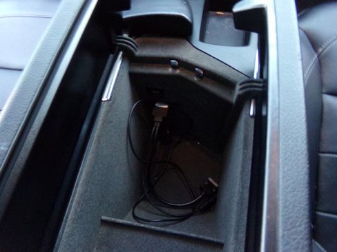 Used 2014 Mercedes-Benz ML 350 4MATIC image 38