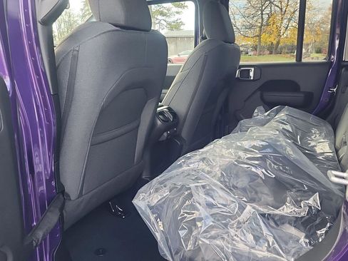 New 2026 Jeep Gladiator Sport image 13