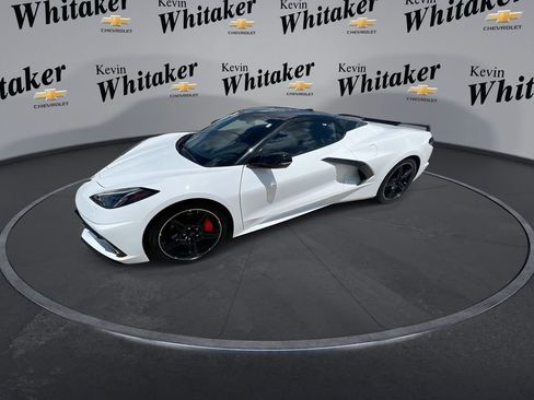 Used 2023 Chevrolet Corvette Stingray Premium Conv w/ Z51 Performance Package RWD image 4