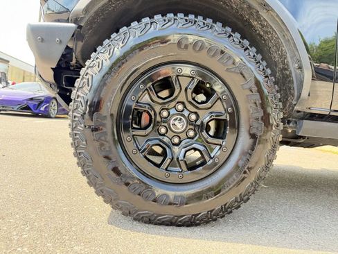 Used 2023 Ford Bronco Wildtrak AWD/4WD image 35