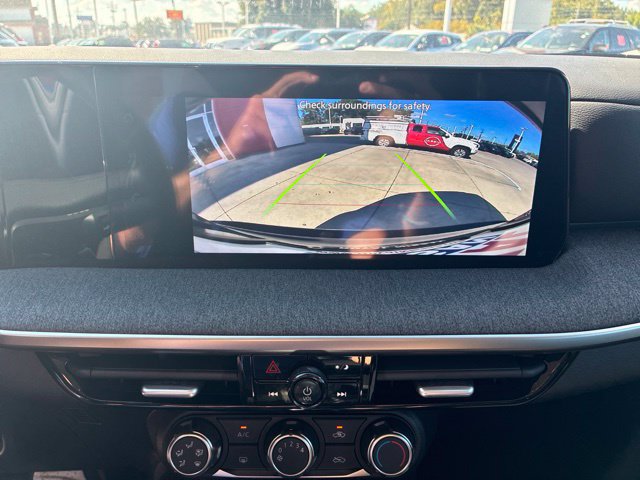 Used 2026 Nissan Kicks S FWD image 26