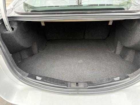 Used 2017 Ford Fusion SE w/ Fusion SE Technology Package image 19