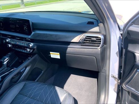 Used 2024 Kia Telluride SX X-Pro image 19