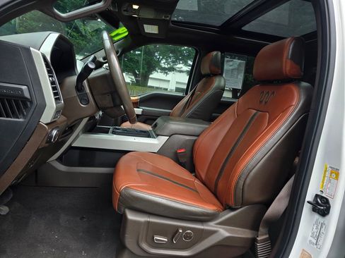 Used 2019 Ford F350 King Ranch w/ King Ranch Ultimate Package AWD/4WD image 27