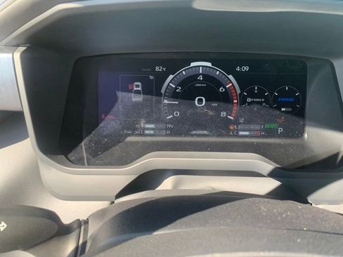 New 2026 Toyota Tundra Limited AWD/4WD image 16
