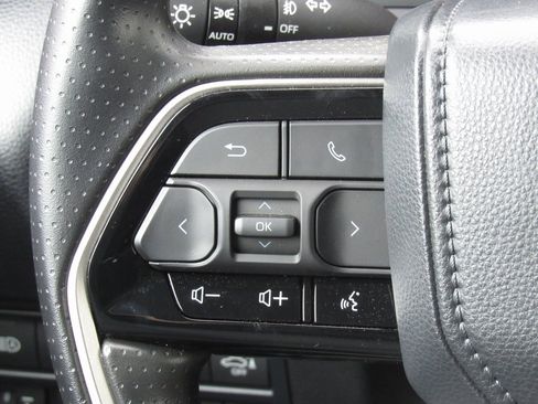 Used 2024 Toyota Tundra SR5 image 25