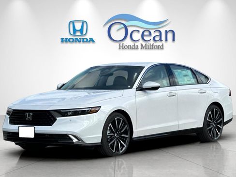 New 2026 Honda Accord Touring image 1