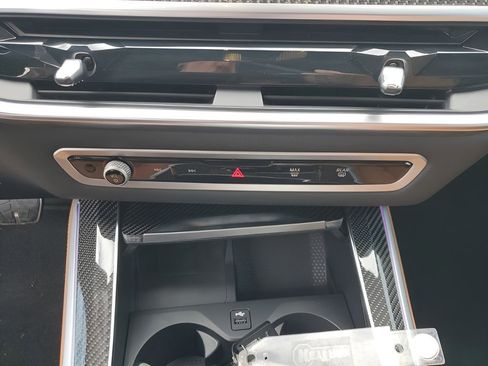 Used 2025 BMW X5 M60i image 39